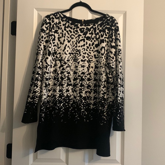 Chico's Sweaters - Brand New worn once Chico’s size 3 sweater with zipper in back